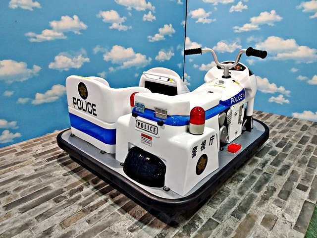 サイドカー白バイ